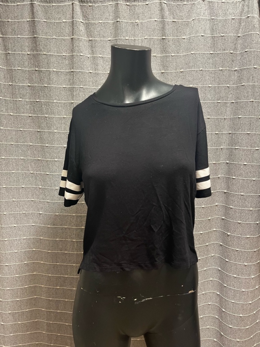 Cropped Loose Tee